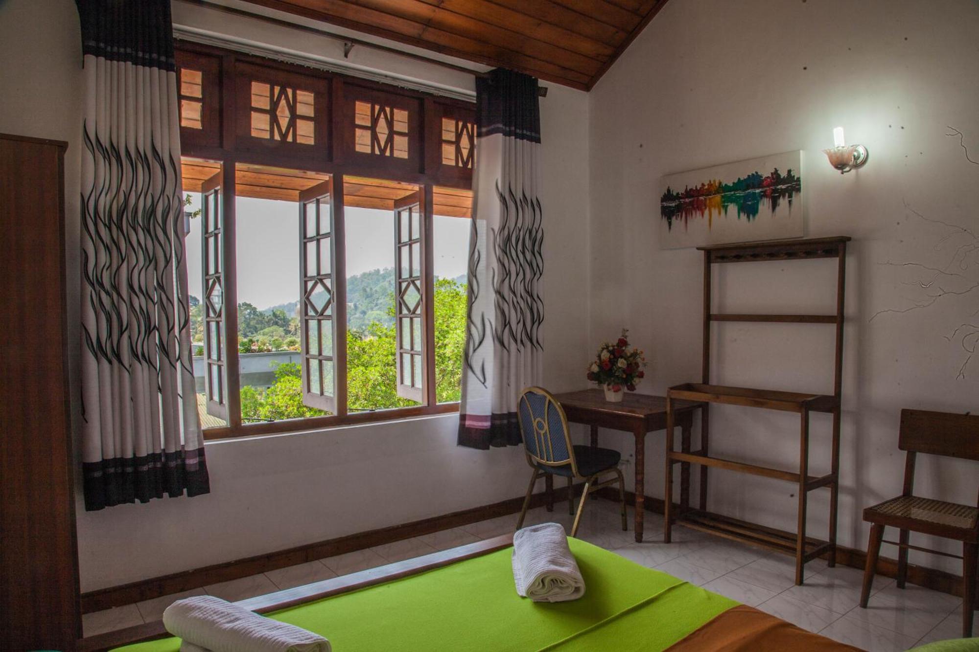 Antique Tourist Lodge Kandy Luaran gambar