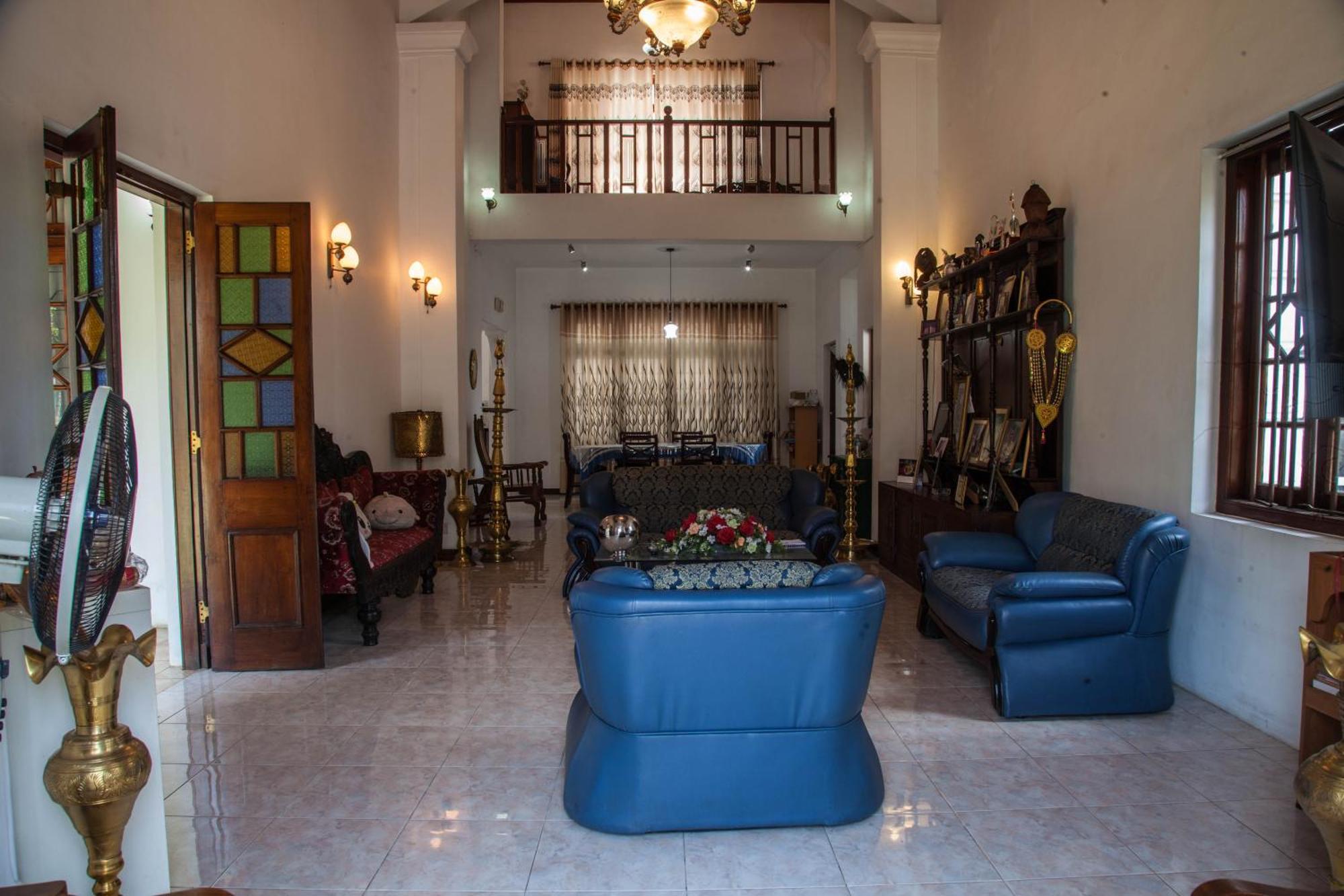Antique Tourist Lodge Kandy Luaran gambar