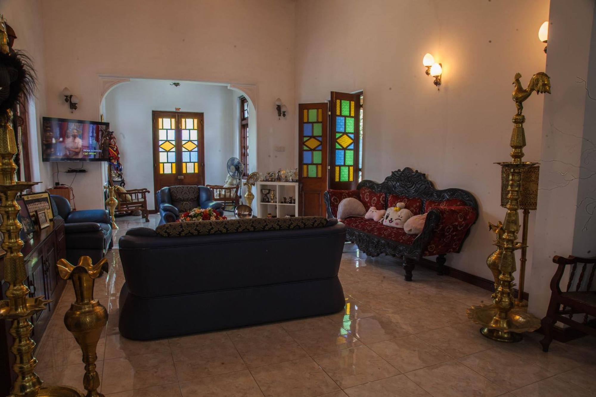 Antique Tourist Lodge Kandy Luaran gambar